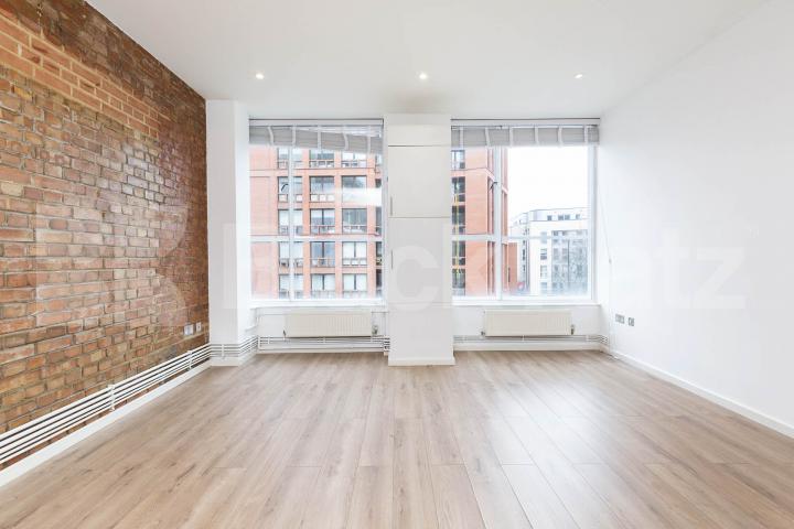 Within a warehouse conversion a modern and leek 1 bedroom apartment Ability Plaza - Kingsland Road, Dalston